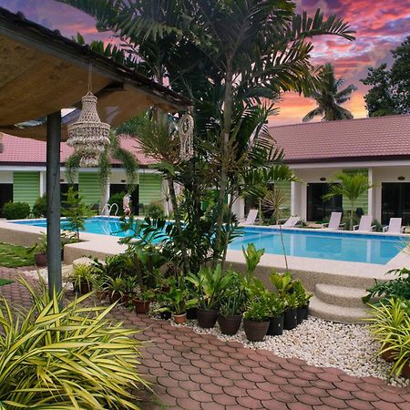פנגלאו Chinita Boutique Hotel מראה חיצוני תמונה